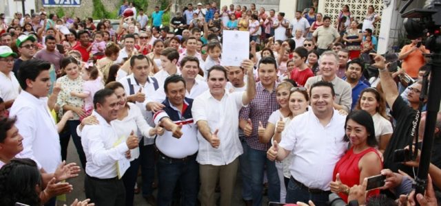 Vidal Peniche, el político más rentable