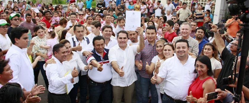 Vidal Peniche, el político más rentable