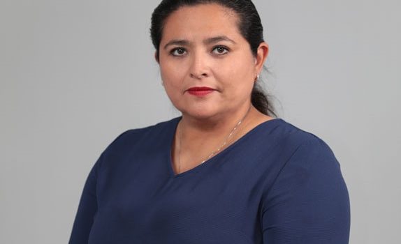 Ratifican a Lizbeth Basto como titular de la Contraloría General
