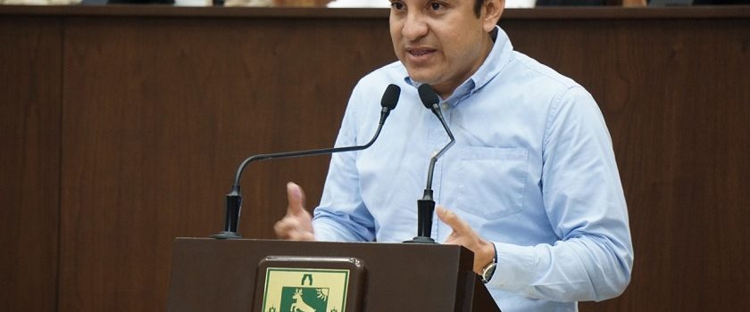 Exhortan desde el Congreso a fincar responsabilidad por déficit de recursos