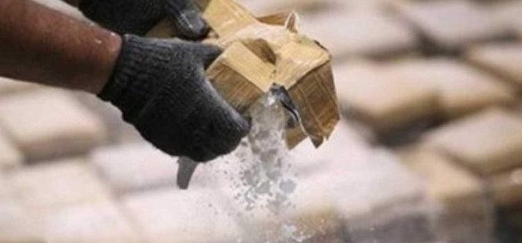Con cargamento de cocaína ancianitos son detenidos en crucero