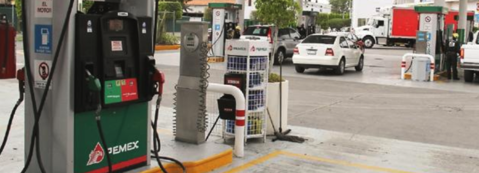 Gasolina más barata en la frontera norte