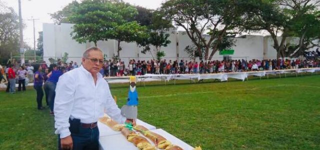 Reos también cortarán Rosca de Reyes