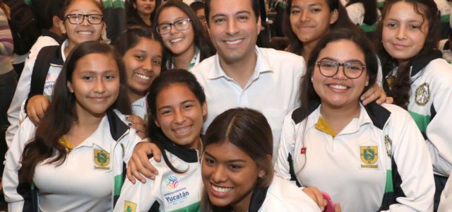 Gobernador Mauricio Vila Dosal anuncia rehabilitación del estadio “General Salvador Alvarado”