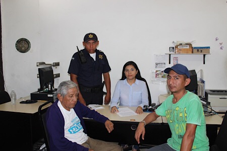 Agentes de la Policía de Mérida localizan a persona extraviada
