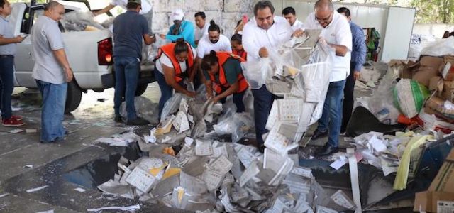 Destruyen material electoral de 2017-2018