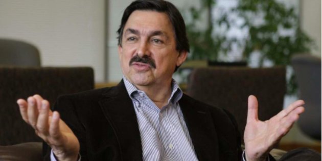 Napoleón Gómez Urrutia crea su propia central obrera