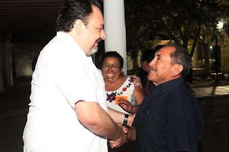 Priistas se suman a Panchito Torres