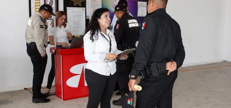 Gobierno del Estado facilita compra de viviendas a sus empleados