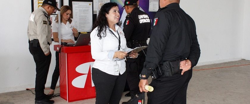 Gobierno del Estado facilita compra de viviendas a sus empleados
