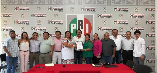 Aspirantes a la presidencia estatal del PRI Yucatán, firman Pacto de Civilidad