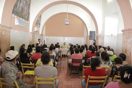 Tekax impulsa a artesanos locales