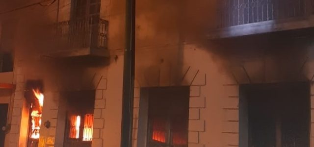 Incendio en céntrico predio