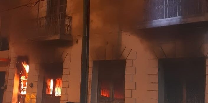 Incendio en céntrico predio