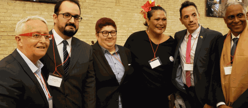 Histórico, Vaticano recibe a la comunidad gay por primera vez