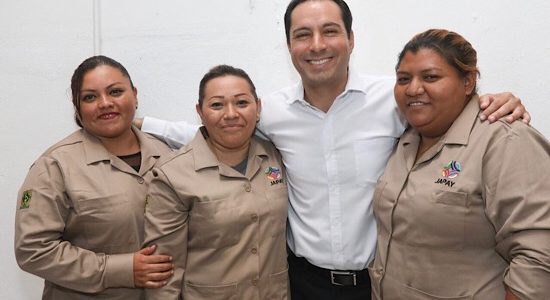 Las madres trabajadoras del Gobierno del Estado podrán celebrar con su familia