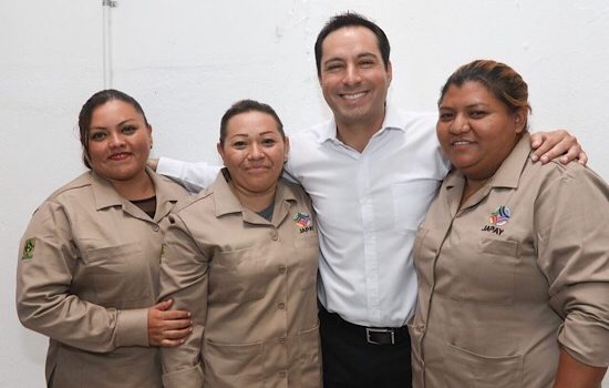 Las madres trabajadoras del Gobierno del Estado podrán celebrar con su familia