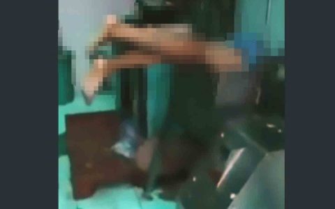 En Filipinas adolescente muere triturado por máquina para salchichas