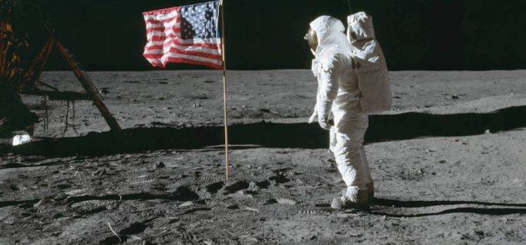 El regreso de un hombre y una mujer a la Luna en 2024 podría costar hasta 30 mil millones de dólares