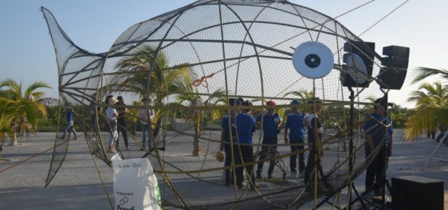 El Playón de Progreso estrena contenedores en forma de pez para recolectar plástico y envases pet
