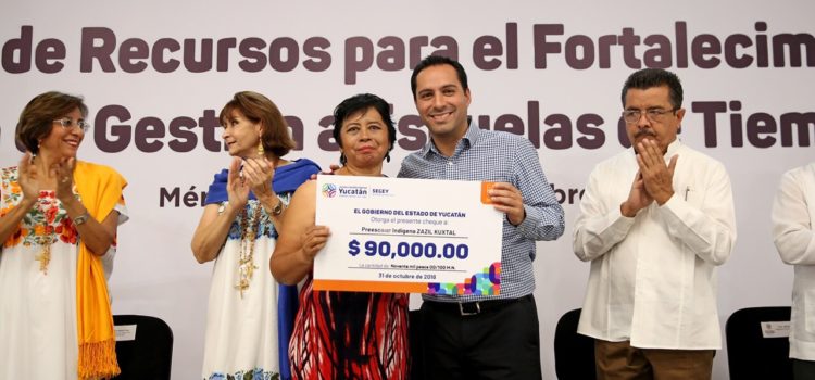 Gobernador Mauricio Vila anuncia incremento salarial para más de 28 mil trabajadores de la educación en Yucatán