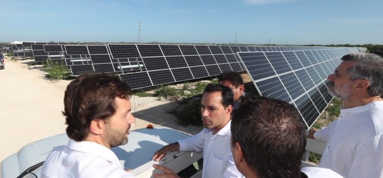 Inaugura el Gobernador Mauricio Vila Dosal la planta de energía solar “San Ignacio” en Progreso