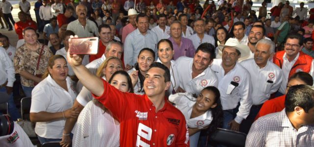 Vamos a transformar al PRI para devolverle su grandeza: Alejandro Moreno