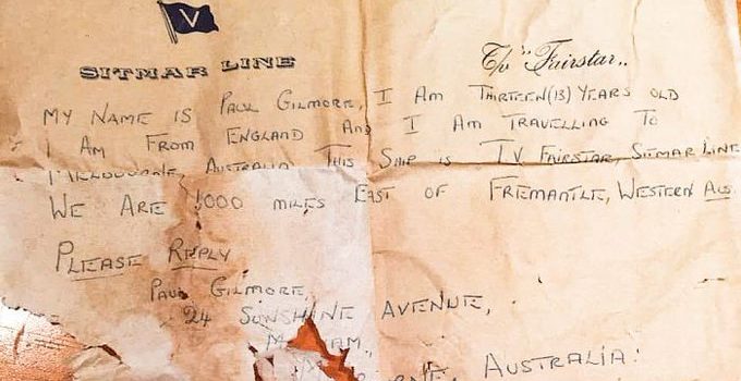 Niño australiano encuentra dentro de una botella una carta escrita hace 50 años