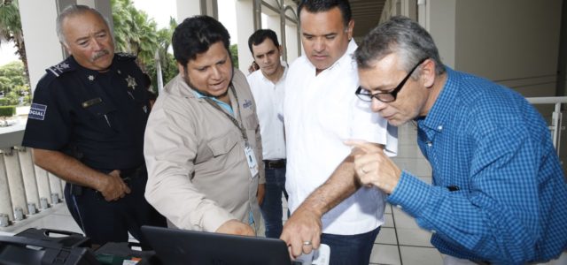 El alcalde Renán Barrera supervisa equipo especializado para monitorear el ruido en Mérida