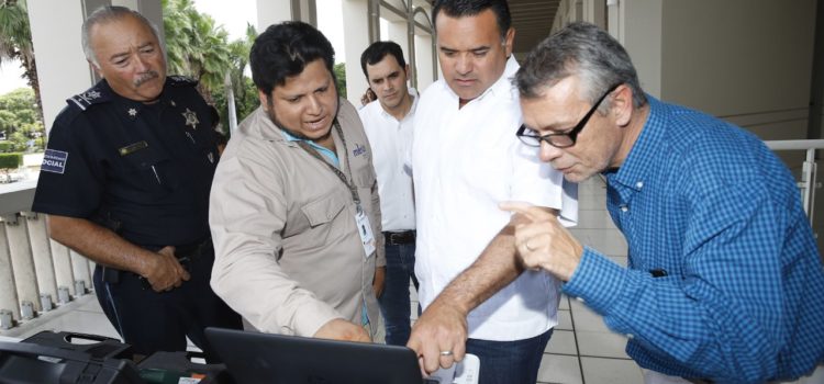 El alcalde Renán Barrera supervisa equipo especializado para monitorear el ruido en Mérida