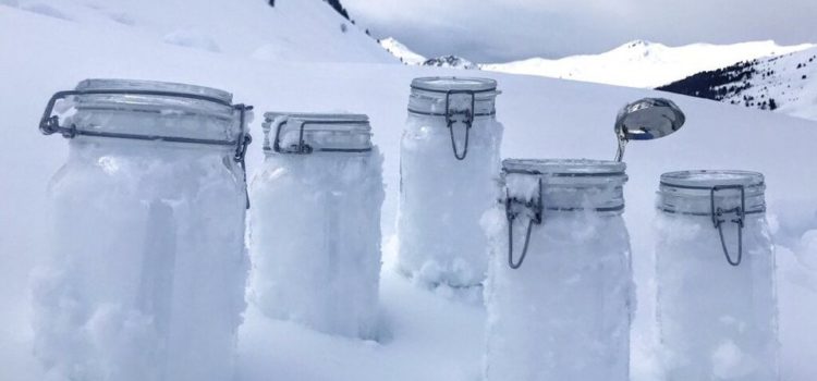 Descubren partículas plásticas en nieve del Ártico