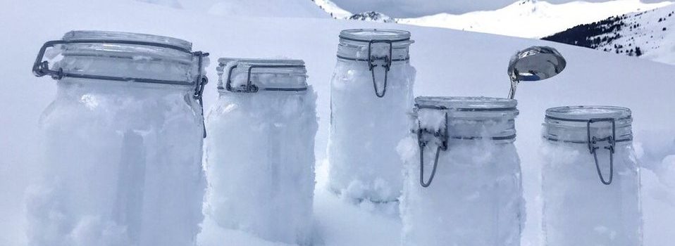 Descubren partículas plásticas en nieve del Ártico