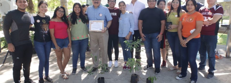 Ramírez Marín apoya la creación de santuarios de las abejas