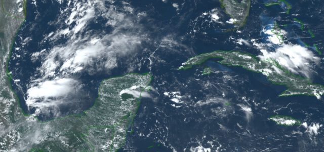 Inicio de semana con calor y chubascos en Yucatán