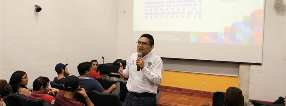 Acercan temas de prevención del delito a jóvenes universitarios