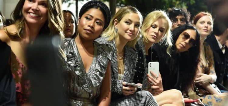 Yalitza se apodera del front row de Michael Kors junto a Nicole Kidman