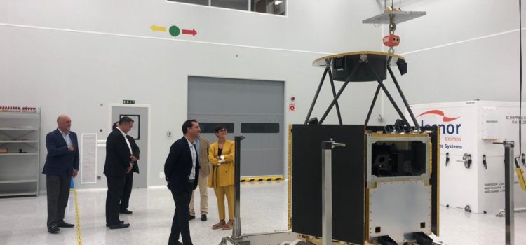 Yucatán consolida su posición en la industria aeroespacial al entrar a la fabricación de satélites