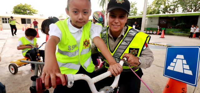Estudiantes de Yucatán aprenden sobre prevención y cultura vial