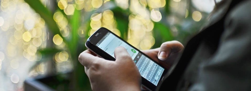 Ocho de cada 10 mexicanos consumen internet por su celular