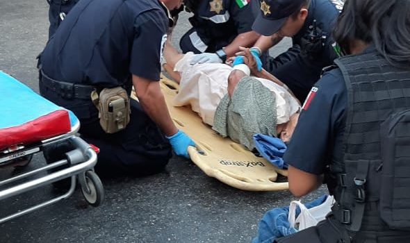 Camionero atropella a abuelita en calles del Centro de Mérida