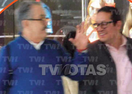 Pedrito Sola presume a novio tras mantenerlo escondido 18 años