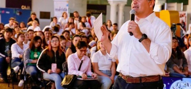 El alcalde Renán Barrera Concha reitera la invitación a los jóvenes a sumarse al trabajo comprometido por una mejor ciudad