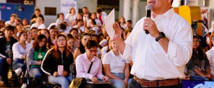 El alcalde Renán Barrera Concha reitera la invitación a los jóvenes a sumarse al trabajo comprometido por una mejor ciudad