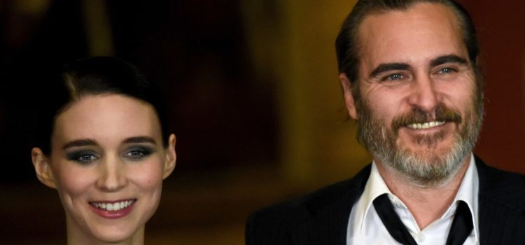 Rooney Mara está embarazada de su primer hijo junto a Joaquin Phoenix