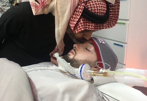 Millonario príncipe árabe lleva 15 años en coma, ¿por qué se niegan a desconectarlo?