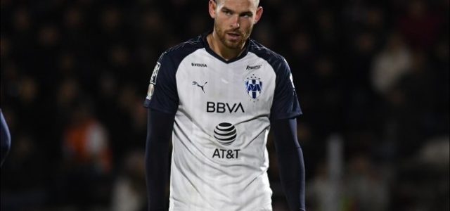 El delantero de los Rayados de Monterrey, Vincent Janssen, da positivo a Covid-19