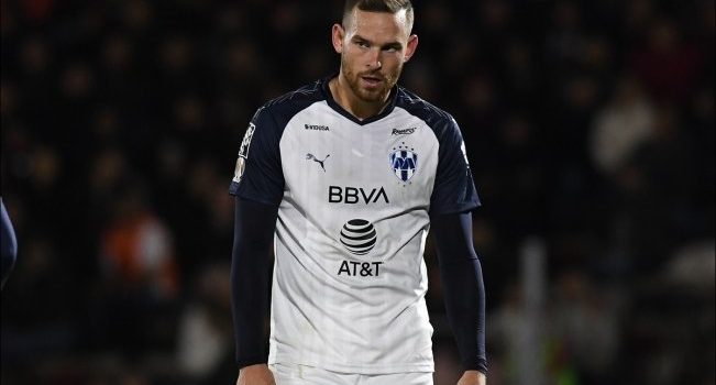 El delantero de los Rayados de Monterrey, Vincent Janssen, da positivo a Covid-19