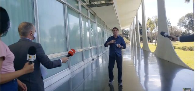 Jair Bolsonaro, presidente de Brasil, da positivo a COVID-19