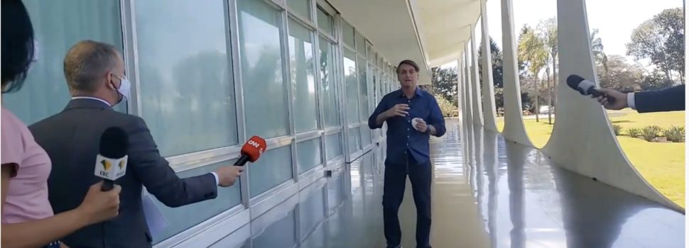 Jair Bolsonaro, presidente de Brasil, da positivo a COVID-19