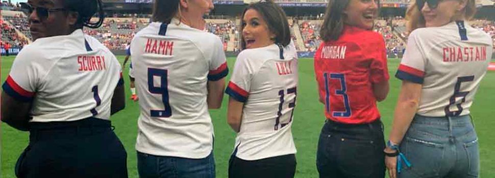 Natalie Portman y otras famosas se unen para crear un equipo de futbol femenil